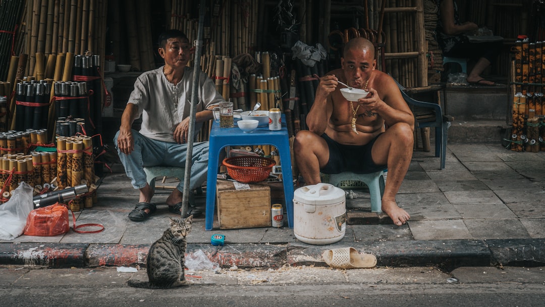 Cà Phê Đến Việt Nam Bằng Con Đường Nào Và Vì Sao Lại Bùng Nổ?