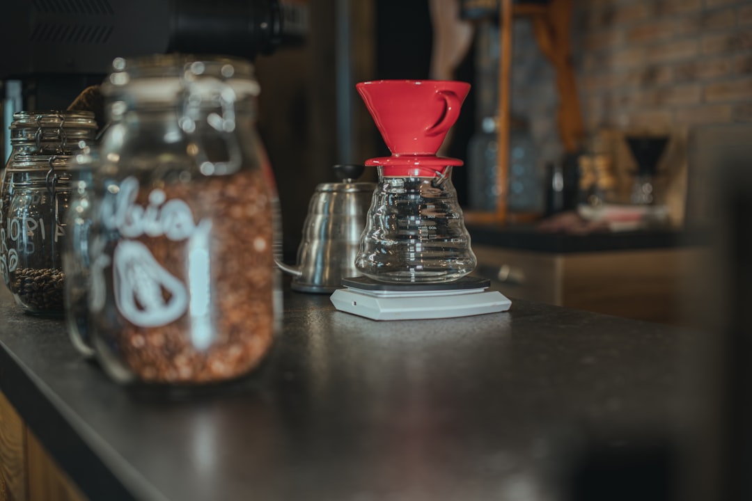 Điều gì quyết định ly cà phê ngon nhất: hạt, nước hay cách chiết xuất?